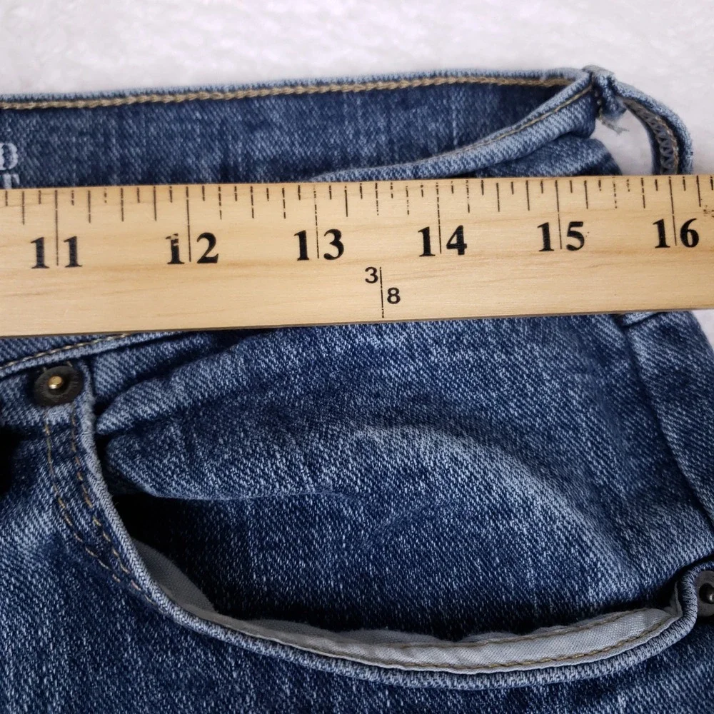 Wrangler Advanced Comfort Mens Straight Leg Jeans Medium Wash Blue 32x32* Cowboy